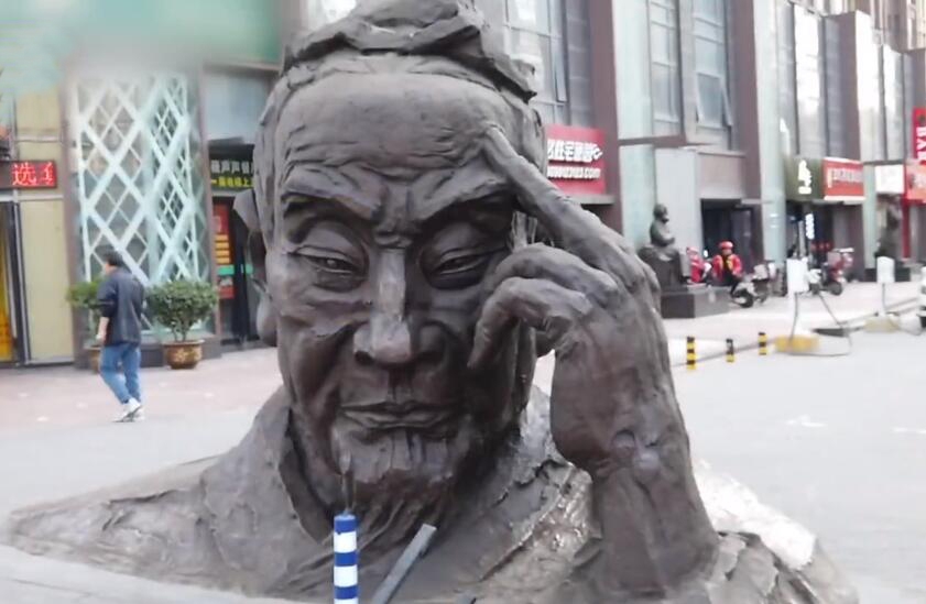 男生和女生一起怼一怼：欢乐时光的场景与意义图片