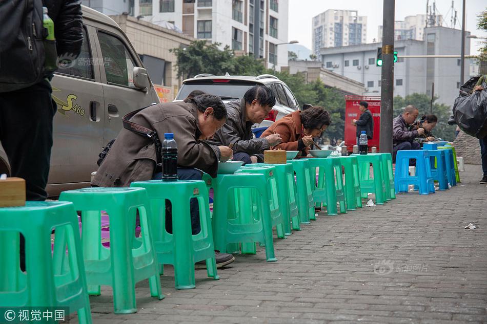 高质量免费网站推荐：男生同性关系内容精选合集图片